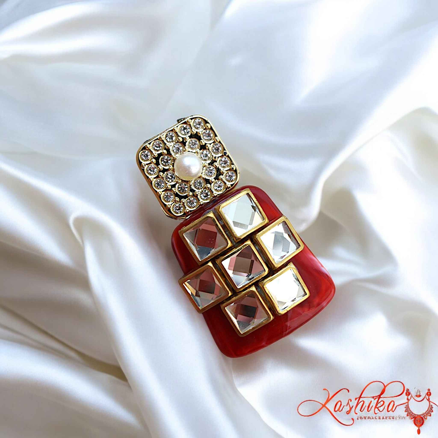 Luxury Kundan Saree Pin – Handcrafted Brooch with Pearls & Kundan Stones – Red - Kashika JewelCrafts