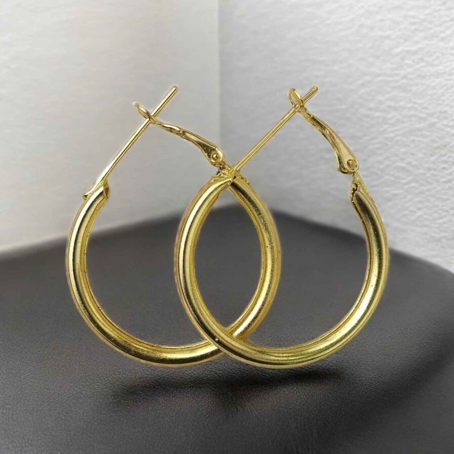 Stainless steel glossy bold round hoop earrings - Kashika JewelCrafts