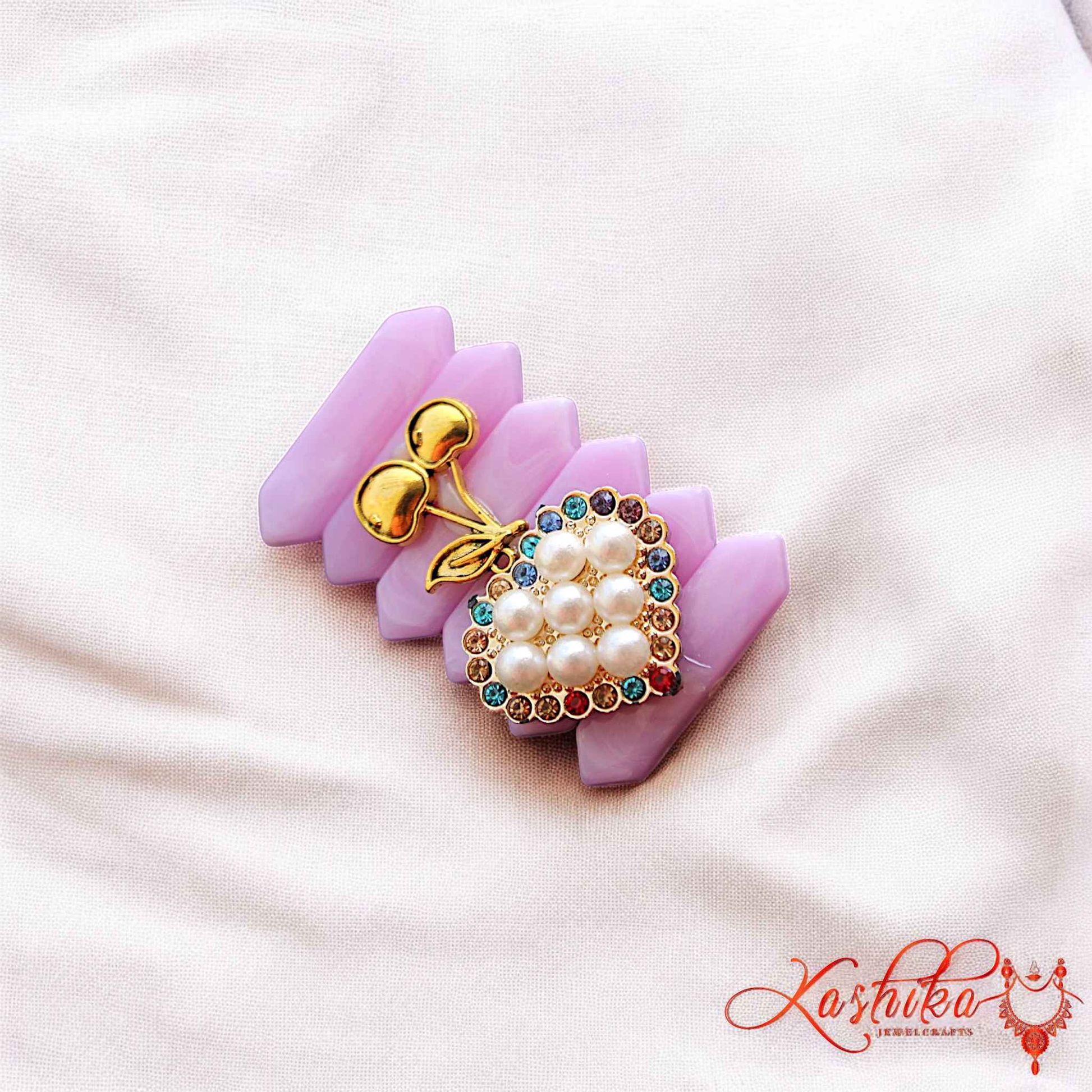Elegant Purple Pastel Saree Pin with Pearls & Stones – Stylish Ethnic Jewelry for Women - Kashika JewelCrafts