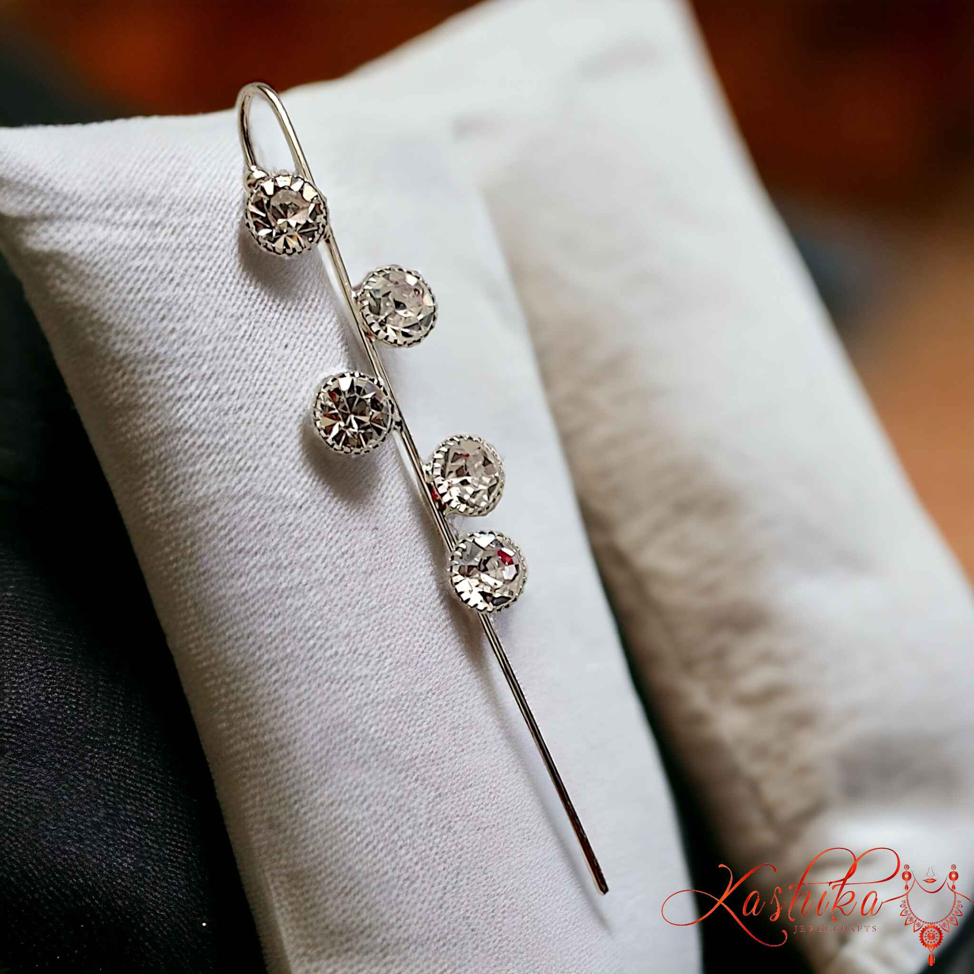 The Five Diamond Earcuff - Kashika JewelCrafts