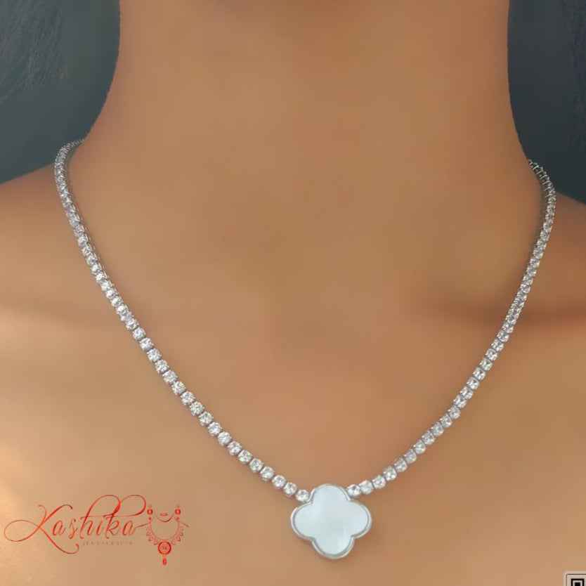 Clover pendant diamond necklaces - Kashika JewelCrafts