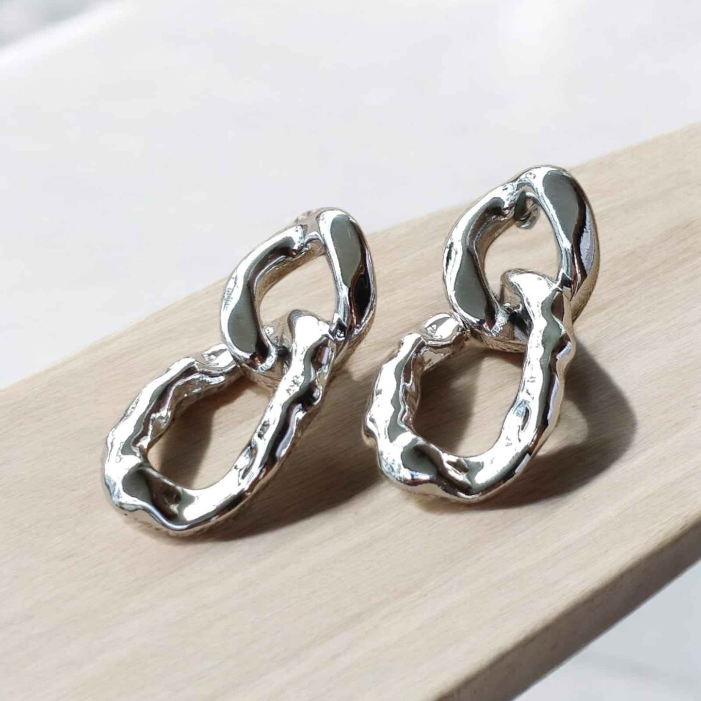 Silver Oval Shaped Link Earrings - Kashika JewelCrafts