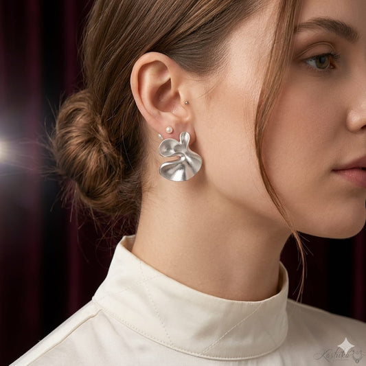 Abstract Silver Flower Stud Earrings – Minimalist Artistic Earrings for Women