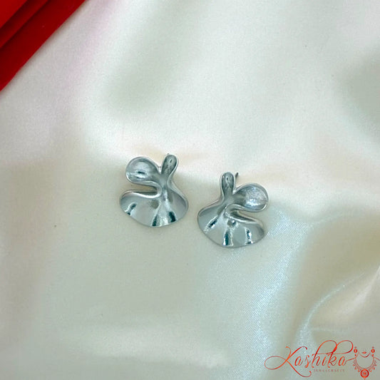Abstract silver floral stud earrings for women with modern minimalist design