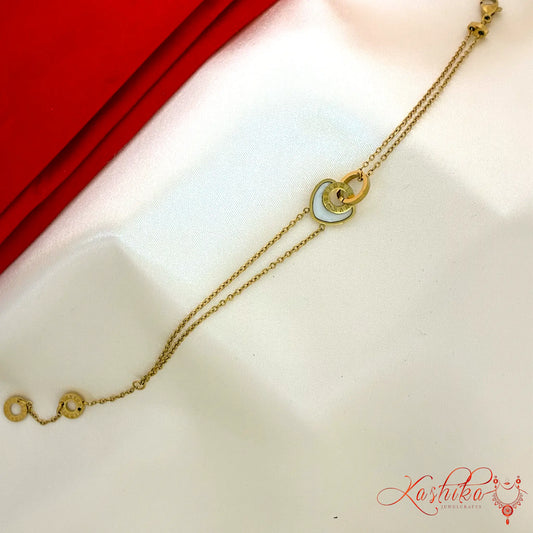 Anti tarnish stainless steel gold double chain bracelet with interlocking circle design for women