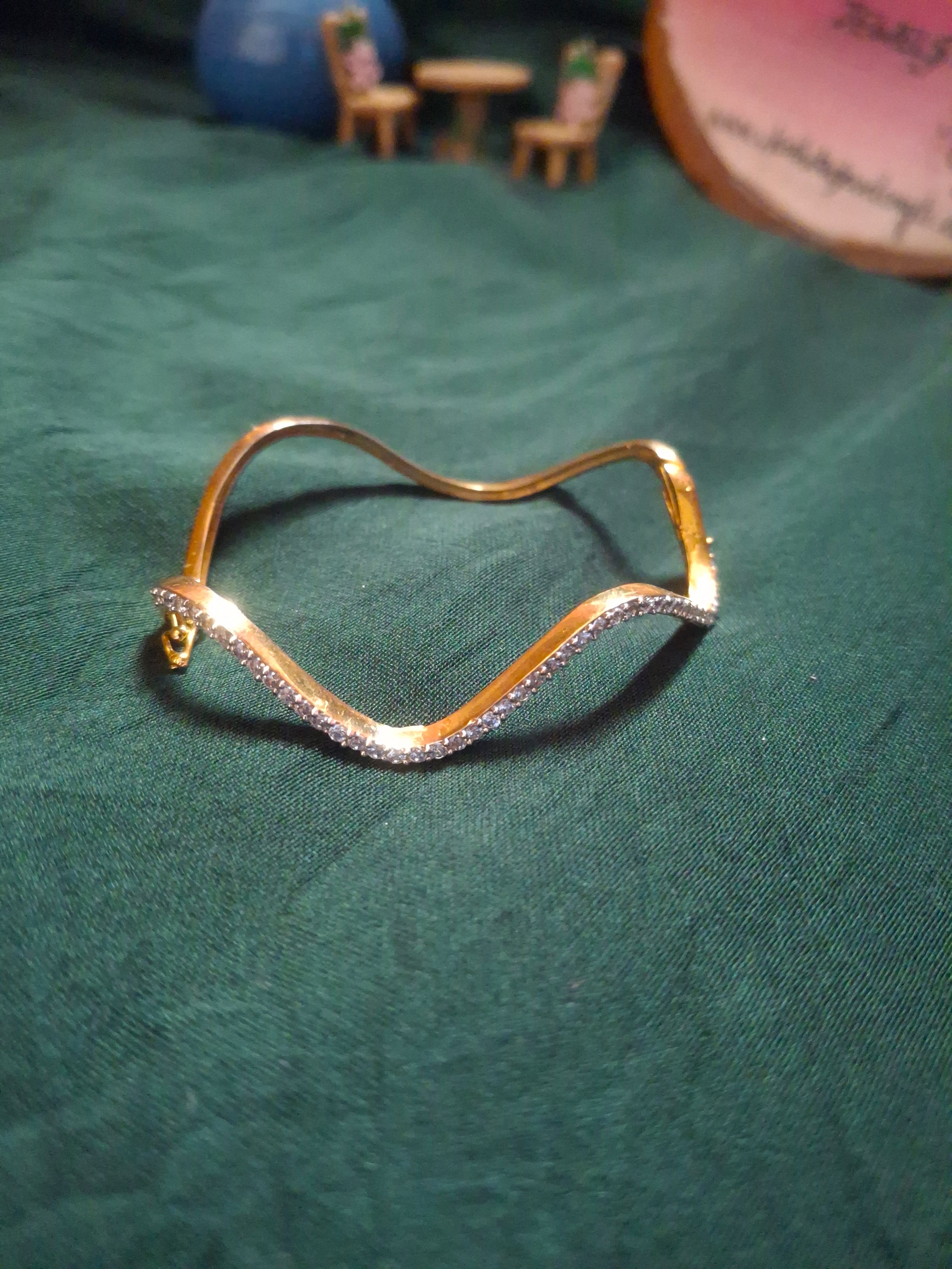 Serpent Sparkle anti tarnish bracelet